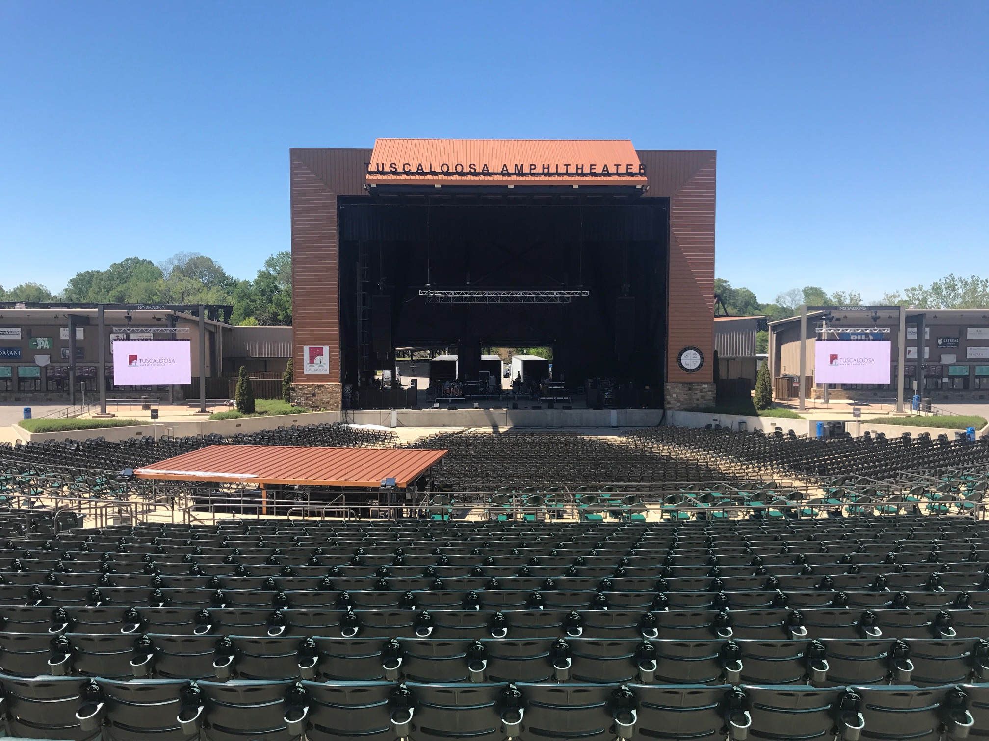 PixelFLEX & the Tuscaloosa Amphitheater Commercial Construction and
