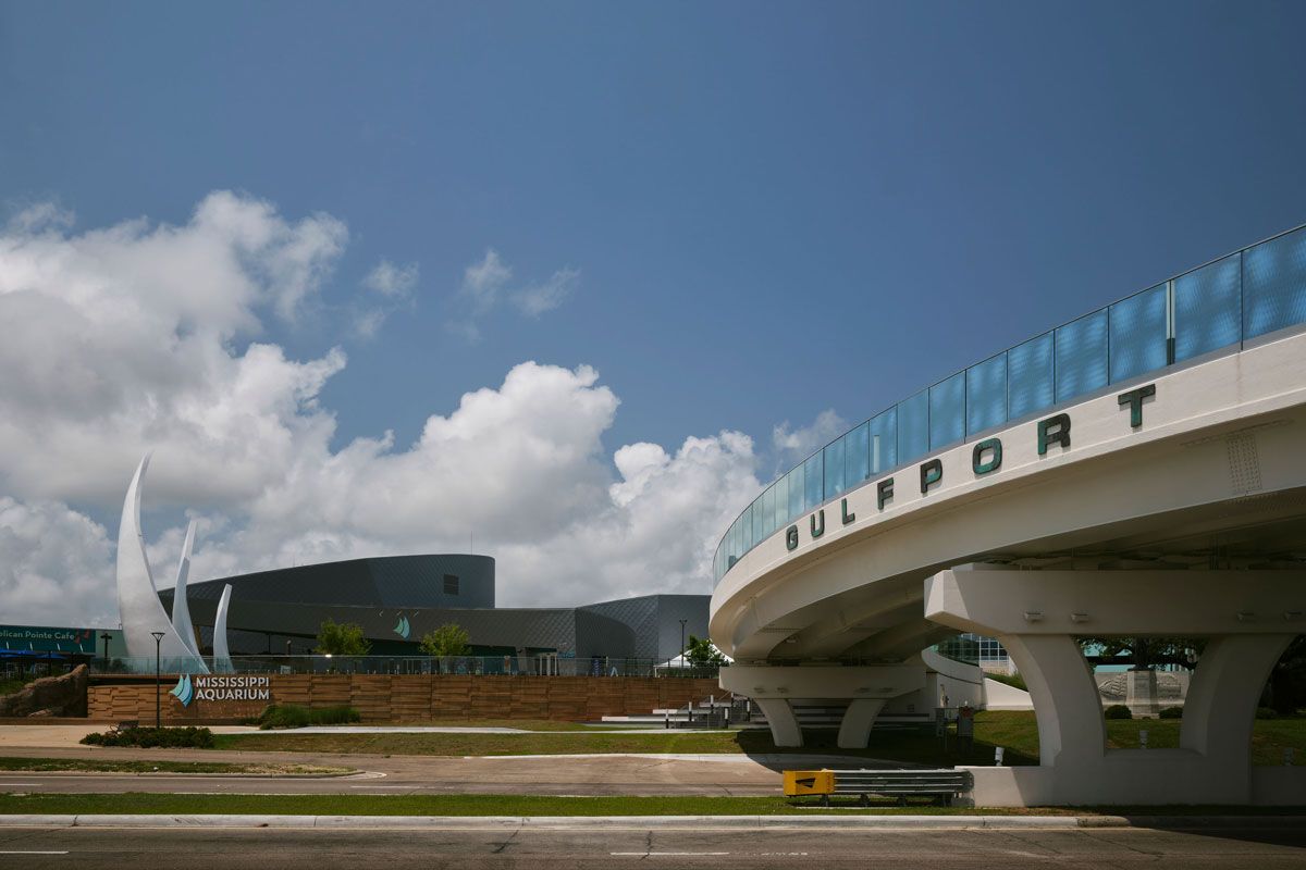 Innovative Glass Railing Enhances Multimodal Overpass