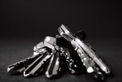 What to Know About Emergency Locksmith Services