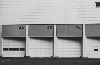 Common Warehouse Injuries from Faulty Garage Doors