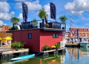 everlastCB25 04 Hanks Houseboat Image 2 1