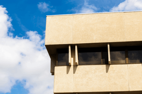 How to Choose Exterior Paint for a Commercial Building
