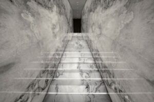 Antolini Dover White setting