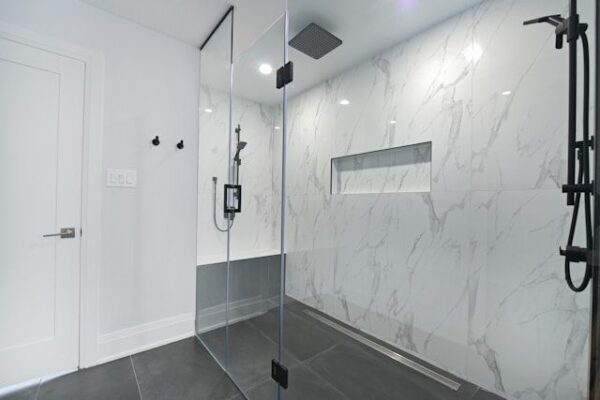 Custom Shower Glass Doors make your Bathroom Look Luxury on a Budget