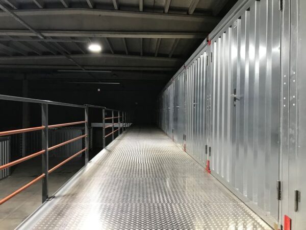 Secure Storage Units: Key Benefits for Peaceful Living