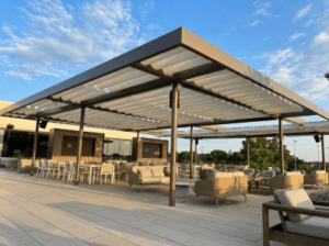 Retractable Awning – Lounge – 2