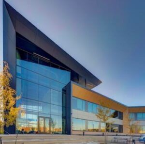 ApoTubelite400T Thermal CurtainWall CO9 c MattPuckett ApogeeArchitecturalMetals web